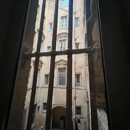Le Petit Luigini-studio Cosy-hotel De Opera Appartement